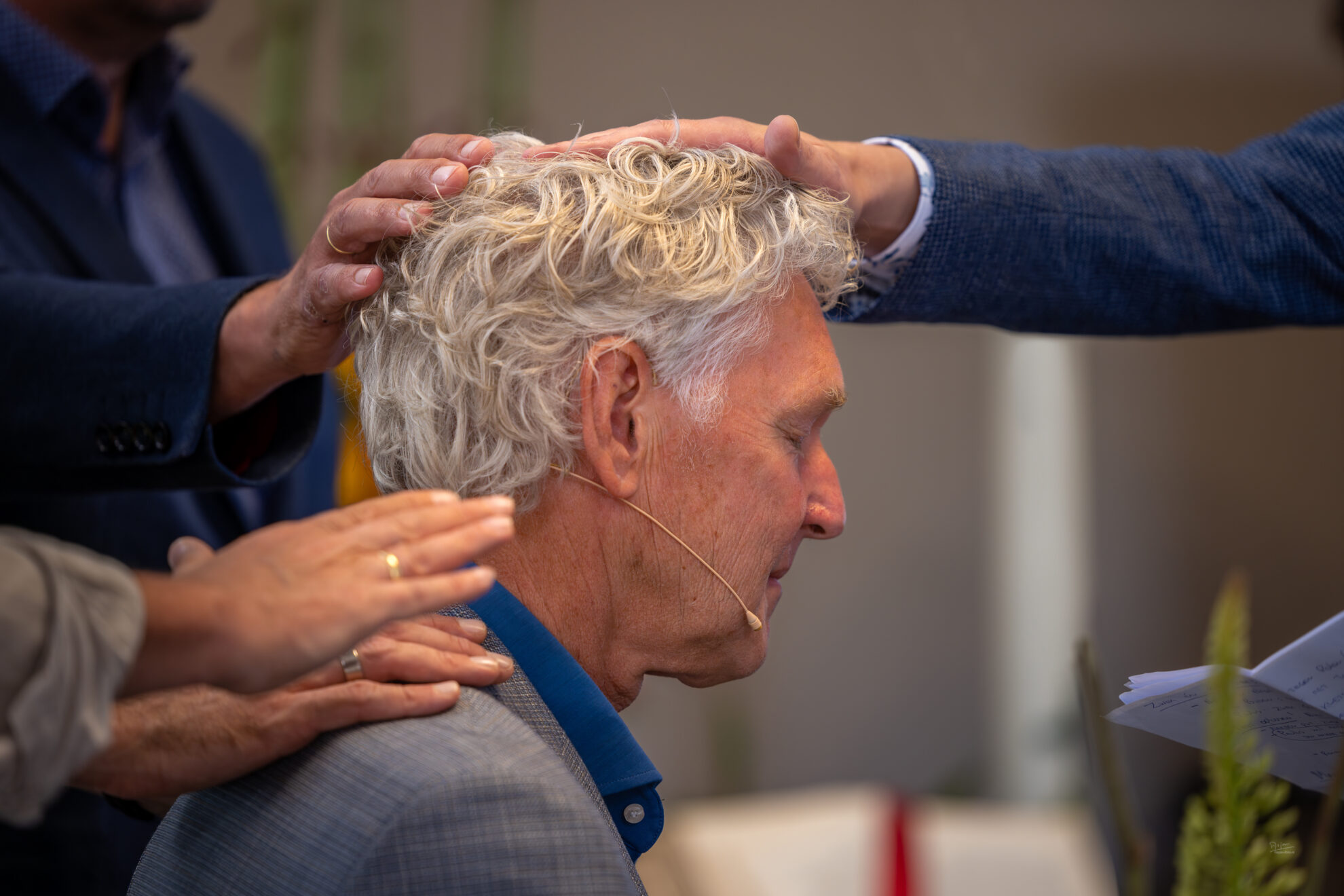 Ds. Klaas de Vries bevestigd als predikant van onze gemeente